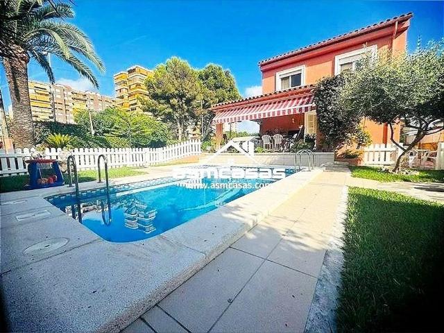 Exclusiva Villa en venta Benicásim, España