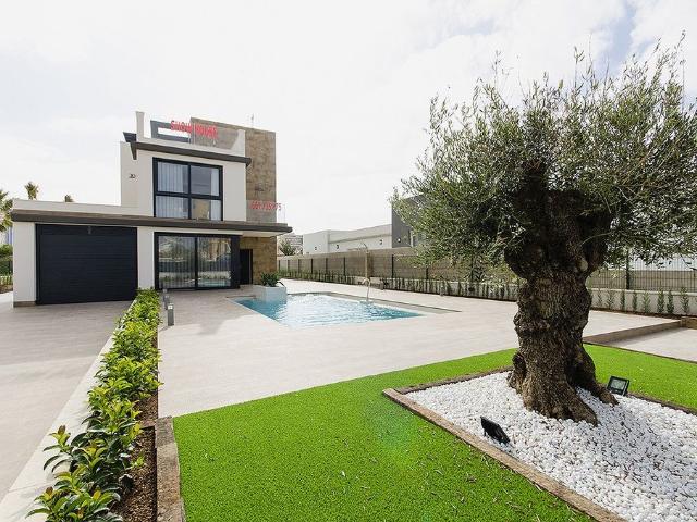 Exclusiva Villa en venta Dehesa de Campoamor, Mil Palmeras, Comunidad Valenciana