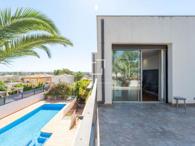 Exclusiva villa en venta en Montealcedo, Riba roja de Túria. 401m² Riba Roja de Turia