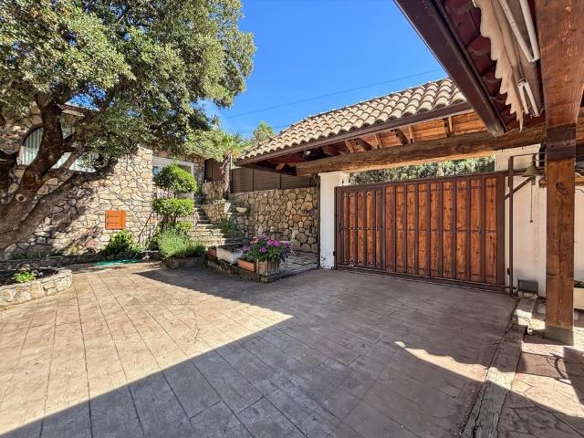 Exclusiva Villa en venta El Escorial, España