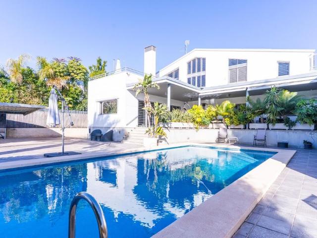 Exclusiva Villa en venta Elche, España