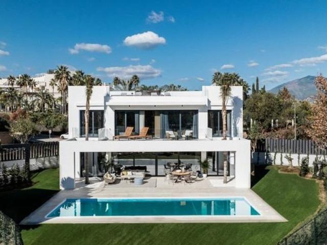 Exclusiva Villa en venta Estepona, Andalucía