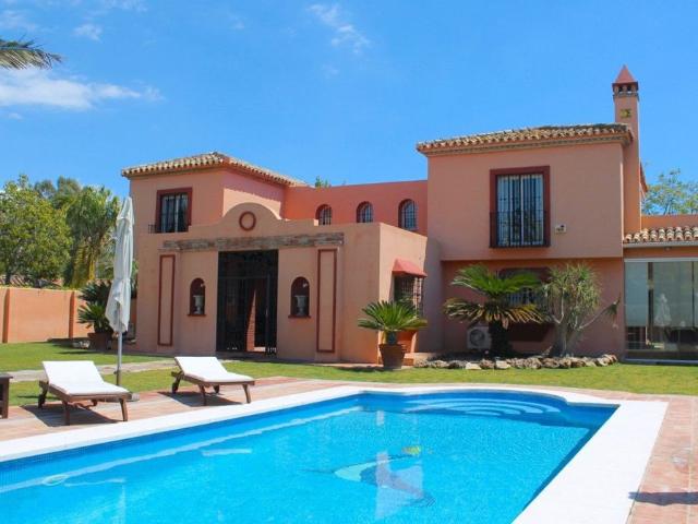 Exclusiva Villa en venta Estepona, Andalucía