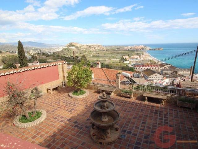 Exclusiva Villa en venta Salobreña, España