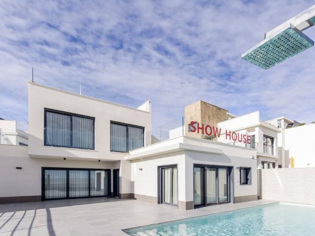 Exclusiva Villa en venta San Miguel de Salinas, España
