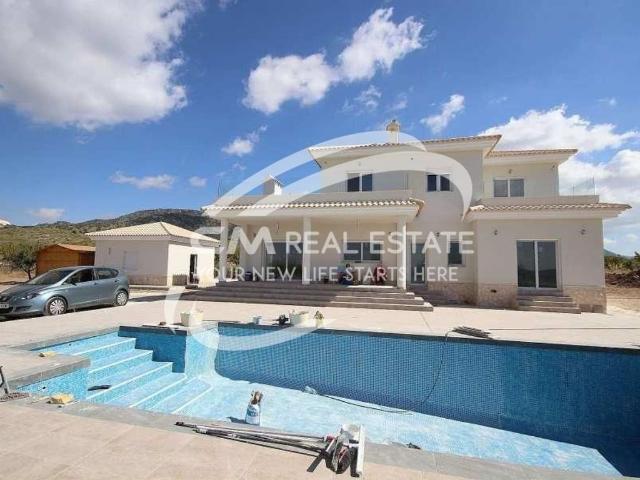 Exclusiva Villa en venta Pinoso, Comunidad Valenciana