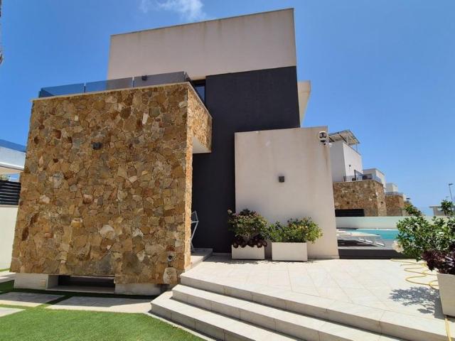 Exclusiva Villa en venta Torrevieja, España