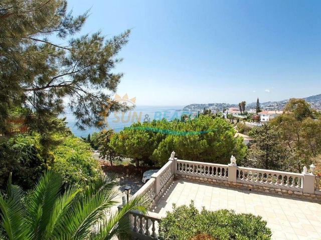 Exclusiva Villa en venta Velilla, España