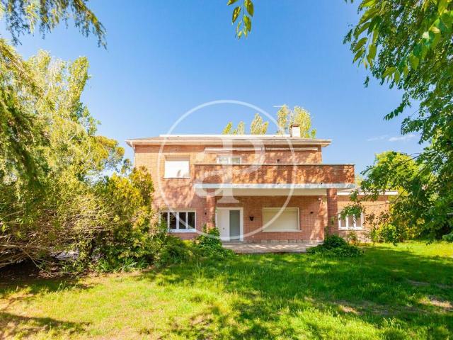 Exclusiva Villa en venta Villanueva de la Cañada, España