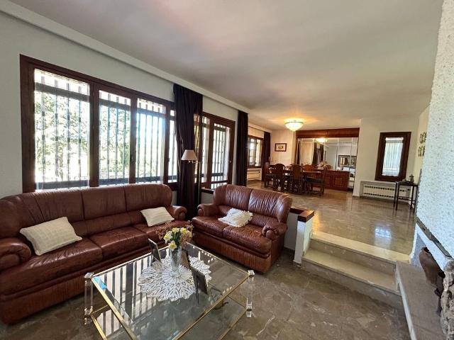 Exclusiva Villa en venta Villanueva del Rosario, España