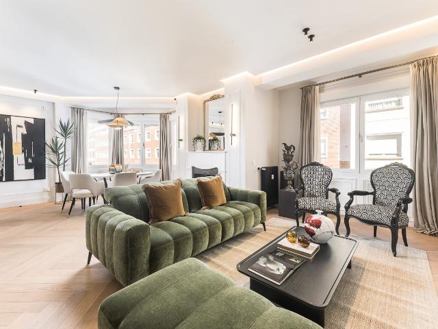 Exclusive 3 bedroom apartment with custom interior design