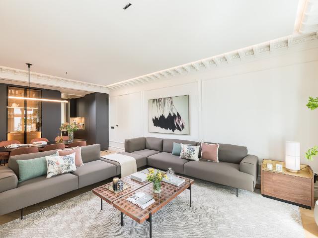 Exclusive 3 bedroom apartment in the incredible area of Goya