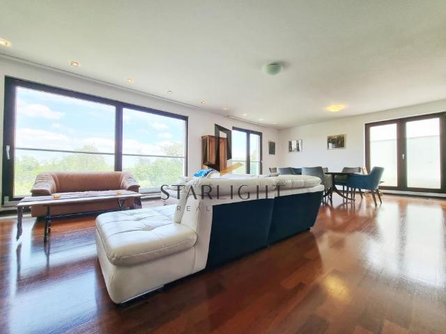 Exclusive 3 Bedroom Penthouse with Rooftop Terrace