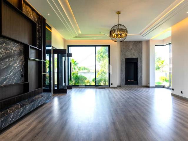 Exclusive 10 Marla Double Unit House For Sale In DHA Phase 7