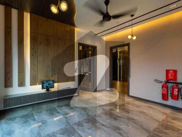 Exclusive 10 Marla Double Unit House For Sale In DHA Phase 7 Block Y