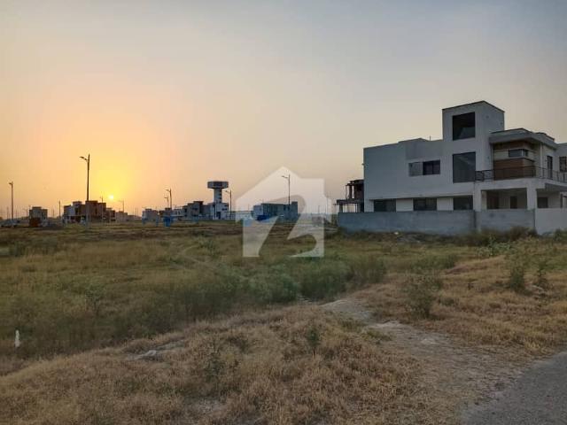 Exclusive 1 Kanal Plot In Paragon City Prime Location | Ready For Investment