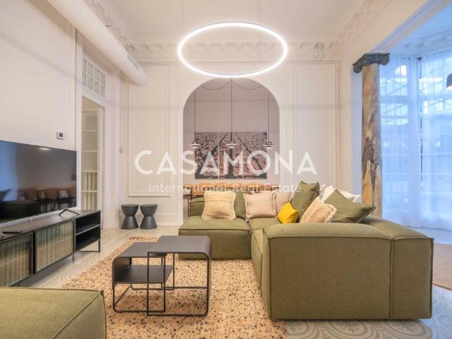 Exclusive 4 Bedroom Apartment with Historic Catalan Features in Central Eixample