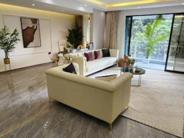 Exclusive 4 Bedroom Apartments inclusive of a Study Room & DSQ