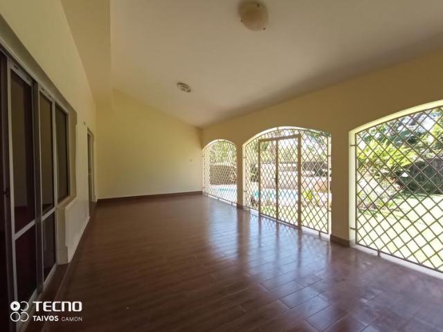 Exclusive 5 Bedroom stand alone villa for rent in Runda