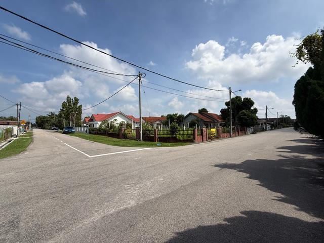 Exclusive Corner Lot Bungalow Land Jln Tmn Cempaka Klebang Besar