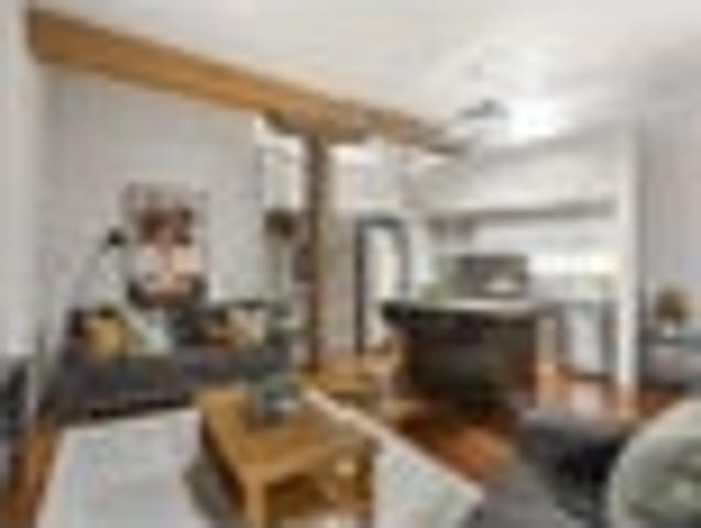 Exclusive CBD living for the modern Professional