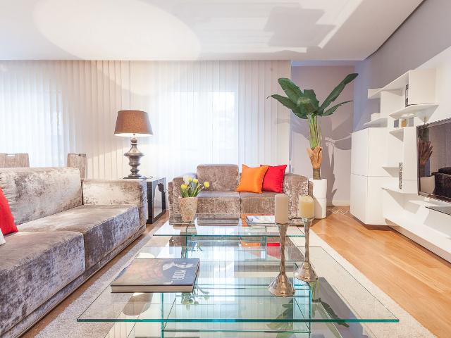 Exclusive apartment in sophisticated Salamanca neighbourhood