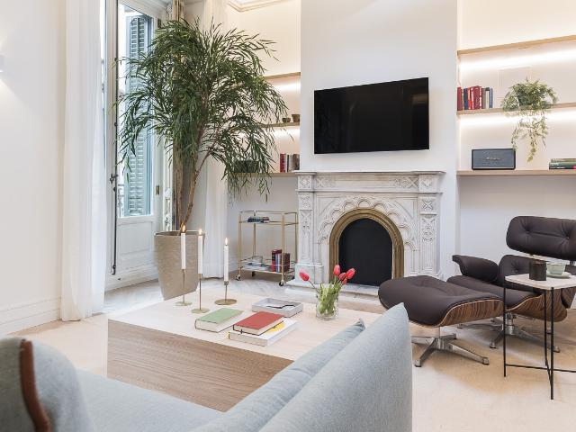 Exclusive apartment with architectural charm