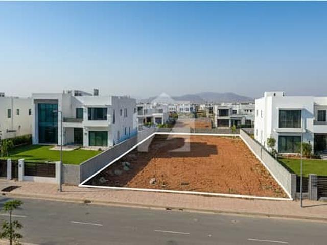 Exclusive DHA Phase VIII B Plot