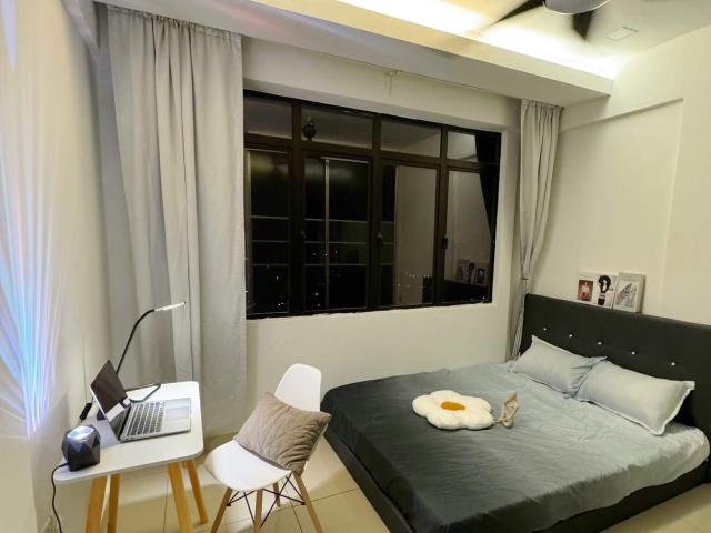 Exclusive Female Fully Furnished Masterbedroom with Private Bathroom @ Sentul Point Suites 7mins to MRT LRT