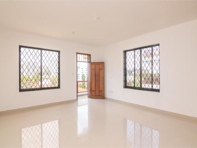 Exclusive Oceanview luxurious 4 bedroom apartment for sale, Kizingo