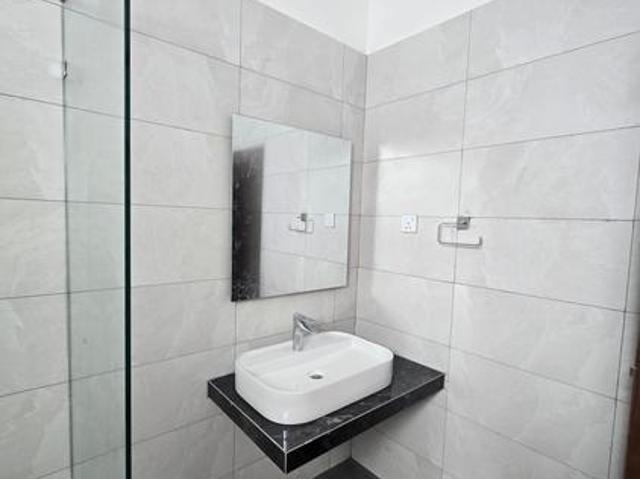 Exclusive ocean front 2 bedroom apartment for rent in nyali, mombasa