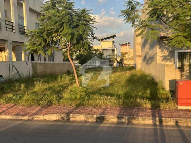 Exclusive Offering Premium Plot In Sector C2 Park Face Plot Bahria Enclave, Islamabad Corner Plot With 4 Marla Extra Land Also Available