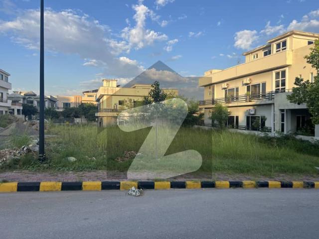 Exclusive Offering Premium Plot Sector C Boulevard Category Near To Main Gate