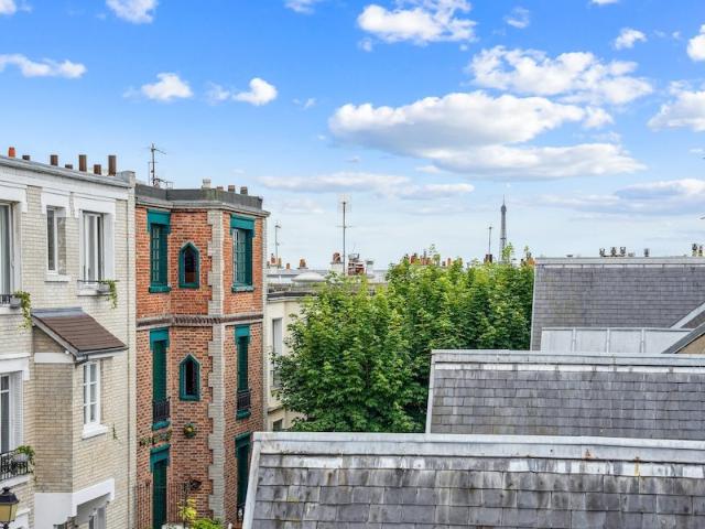 Exclusive. Located in one of Montmartre's most sought after. 192m² Paris 18ème