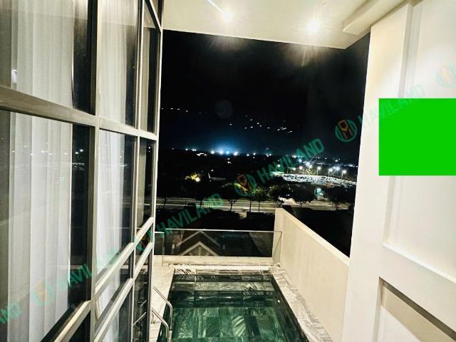 EXCLUSIVE PENTHOUSE – PRIVATE POOL & SEA VIEW 2 BEDROOM