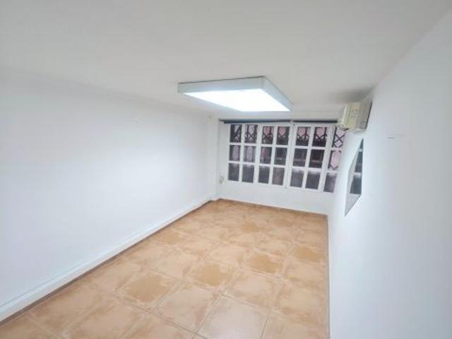 EXCLUSIVE PROFESSIONAL SPACE IN JAIME III — PALMA