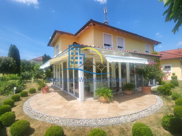 Exclusive Toskana Villa im niederbayerischen Bäderdreieck nähe Bad Griesbach in der Thermen und Golfregion