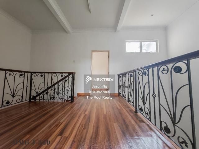 Exclusive Twin Villa, low density