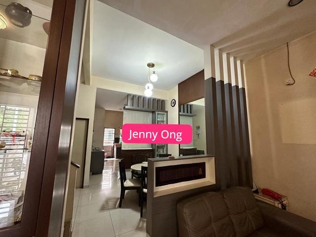 Exclusive Unit Renovated 25 Sty House At Tmn Mesra PermaiFor Sale