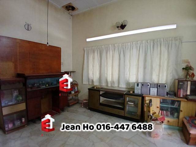 Exclusive Unit Single Storey Bungalow First Garden