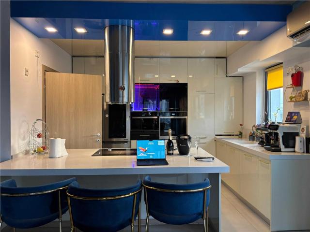 Exclusivitate: Penthouse de lux, prima i?nchiriere, Titulescu–Basarab