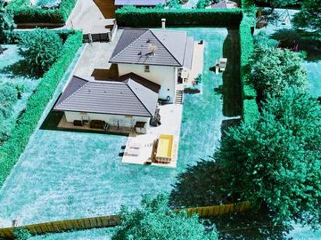 EXCLUSIVITE: 2 min Valleiry Villa contemporaine récente de 2007 dans un état impeccable.
