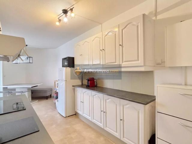 Exclusivité 2 pièces 44 m2 au calme ST AYGULF