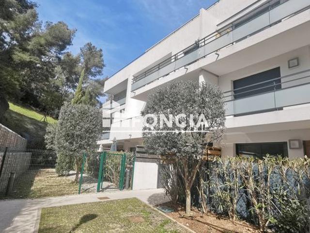 Exclusivite 2 pieces rez de jardin + parking privatif