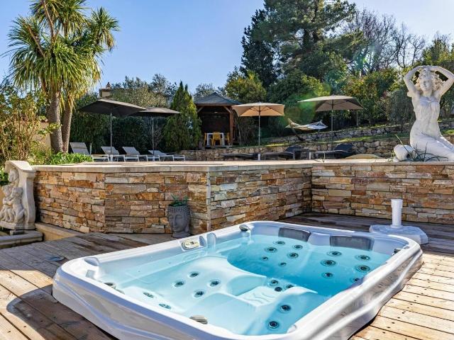 Exclusivité 300m² Valbonne