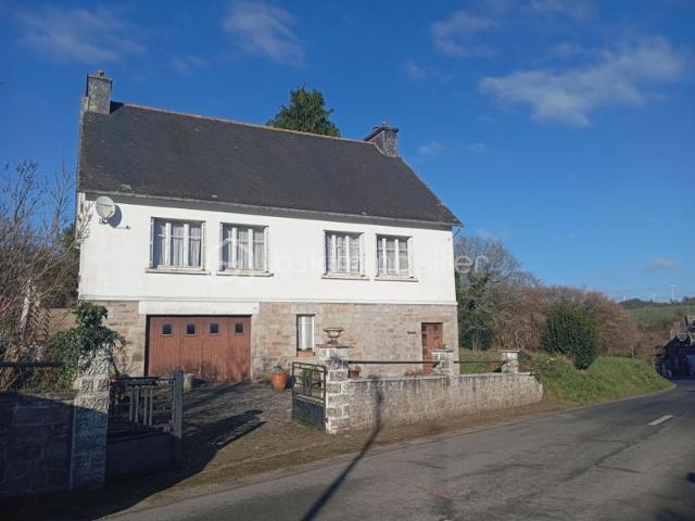 EXCLUSIVITE * 3 CHAMBRES* MAISON FAMILIALE* GRENIER AMENAGEABLE* TERRAIN 2707 M²