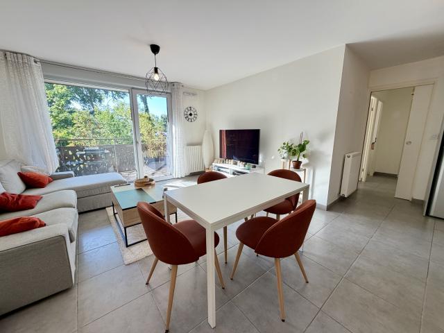 Exclusivité: T3 récent 64m2 avec parking et cave Château de l'Hers Balma Côte Pavée