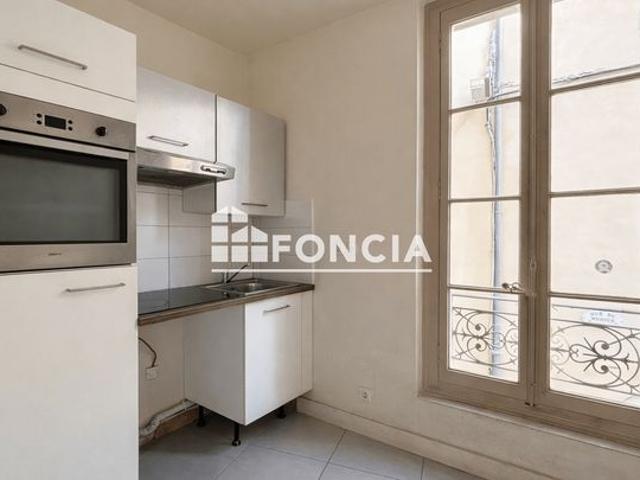 EXCLUSIVITÉ T1 25 m² – 1er ÉTAGE – CENTRE VILLE NÎMES