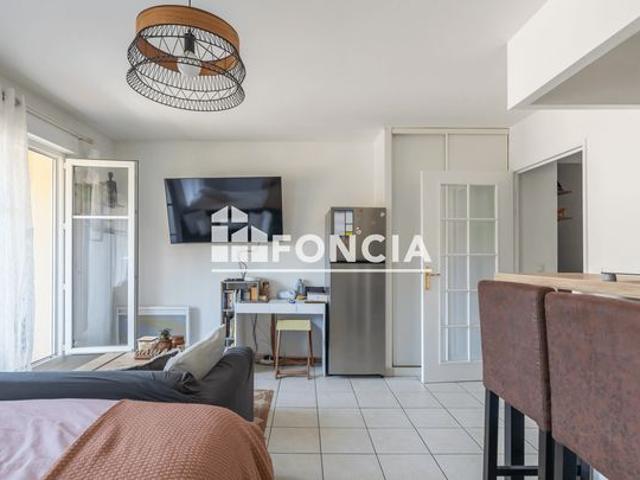 EXCLUSIVITÉ: T1 Grand Standing 34 m² avec Balcon, Cave et Parking
