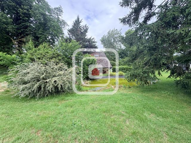 EXCLUSIVITE TERRAIN D'EXCEPTION AU GOLF DE GUEUX